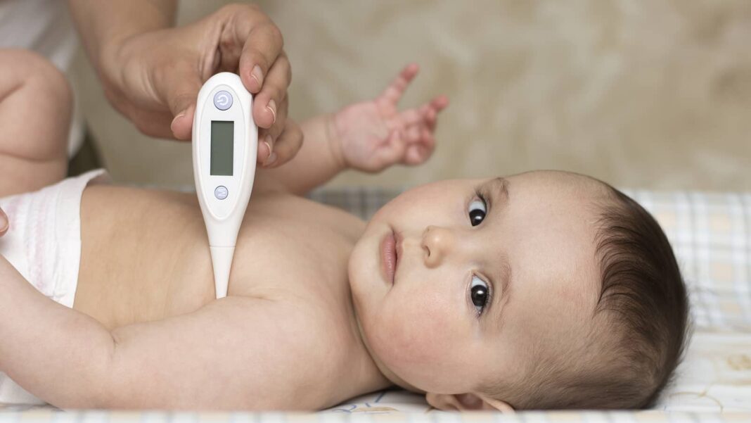 基礎体温を知り安全に保育しよう！乳幼児の体温に関する基礎知識を解説します